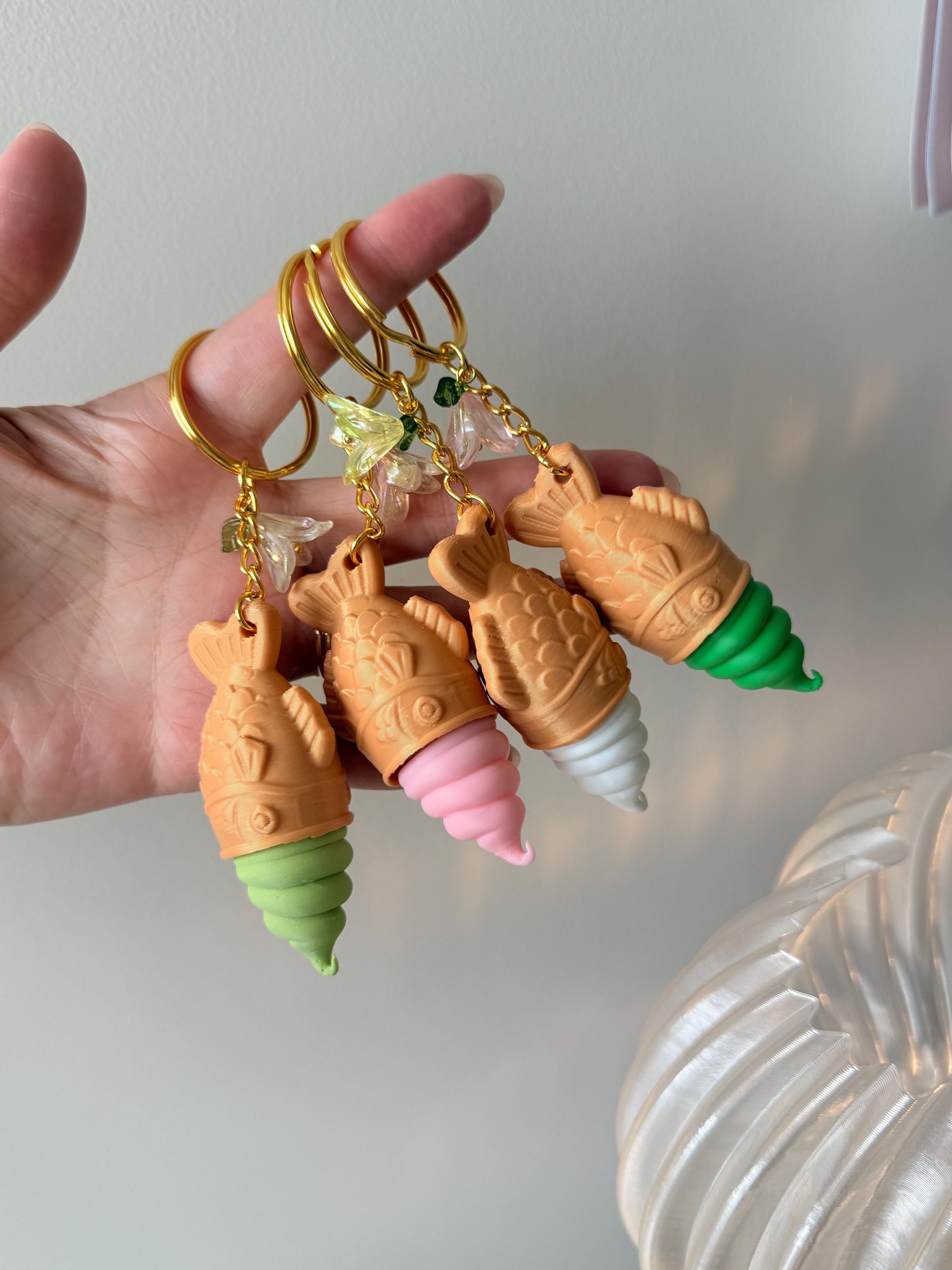 Taiyaki Ice Cream Fidget Clicker Keychain | 3D Printed Japanese Dessert Toy (Silent or Clicky)