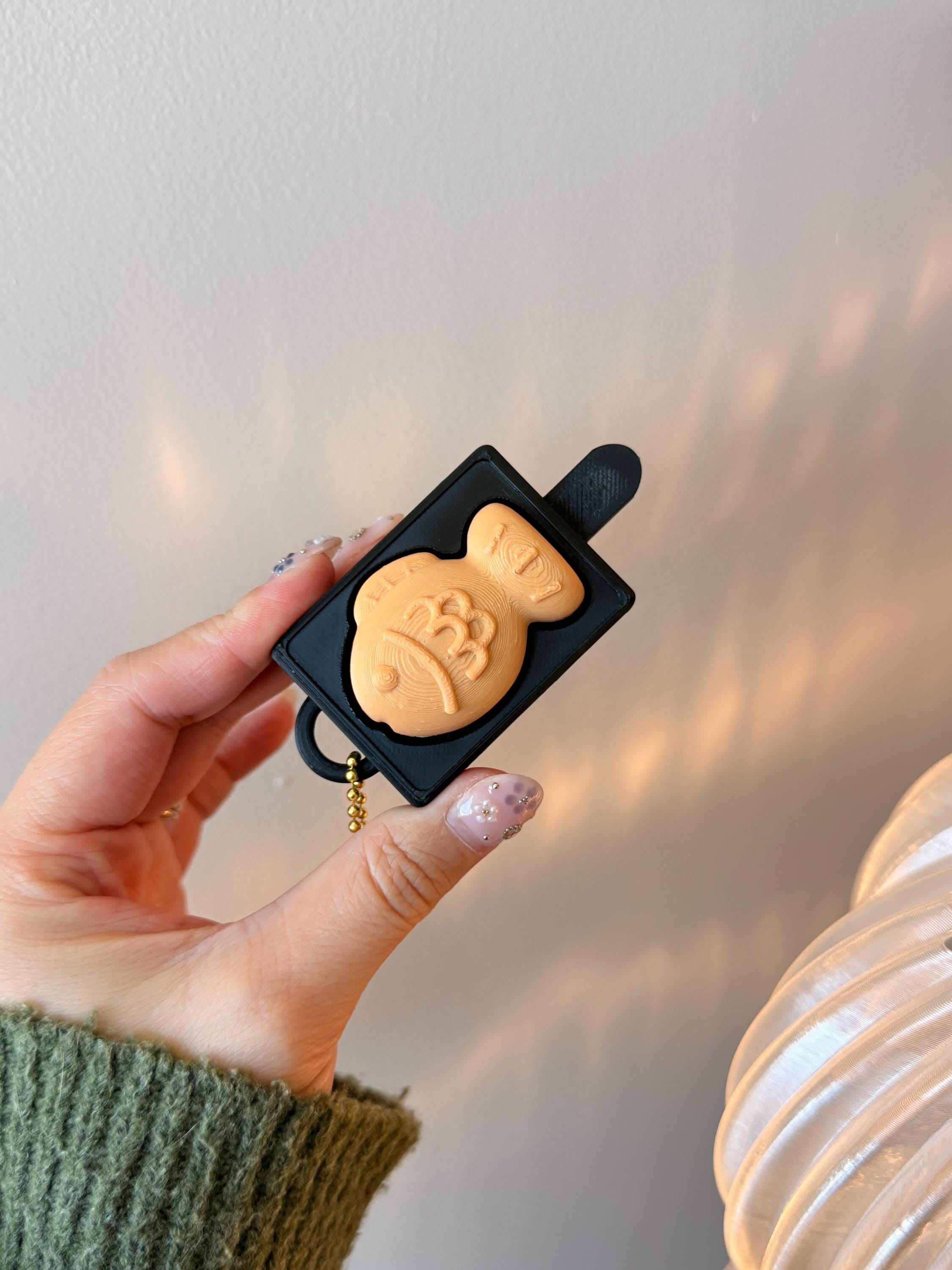 Taiyaki Fidget Clicker Keychain | 3D Printed Japanese Fish Pastry Toy (Silent or Clicky)
