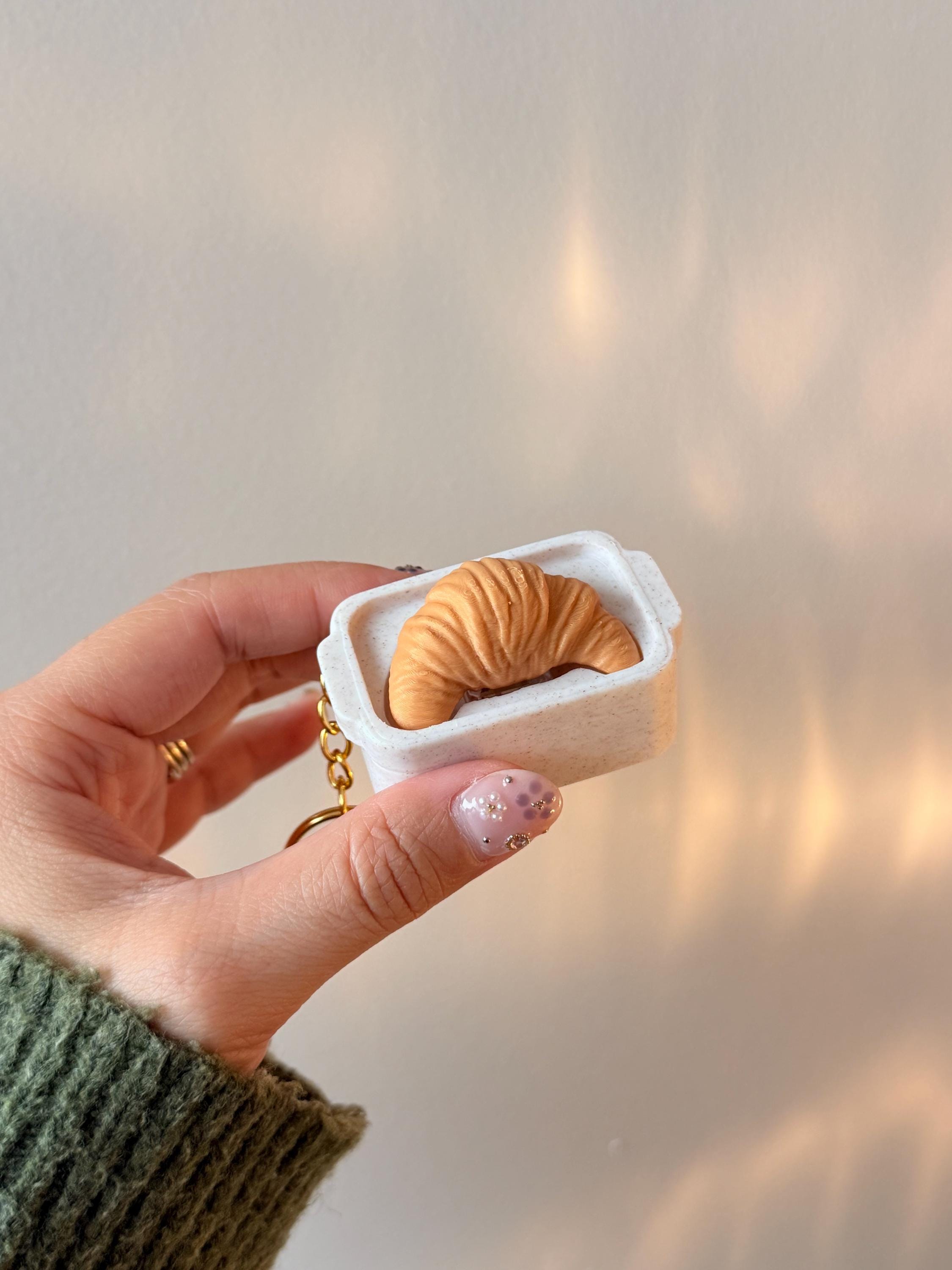 Croissant Clicker Keychain | Tactile Fidget Toy & Mini Pastry Accessory