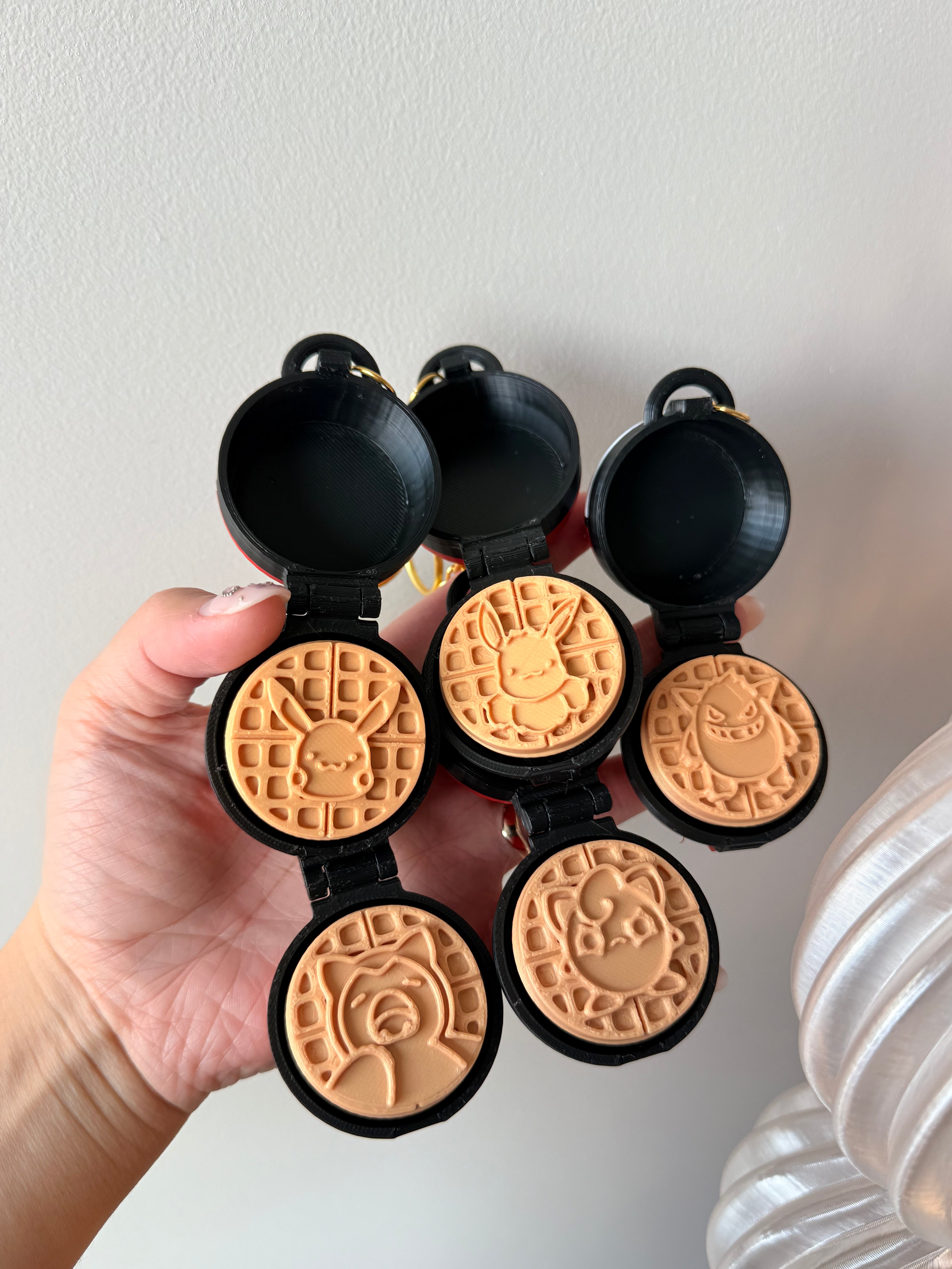 Pokémon Clicker Fidget – Now Available in Blue Great Ball!