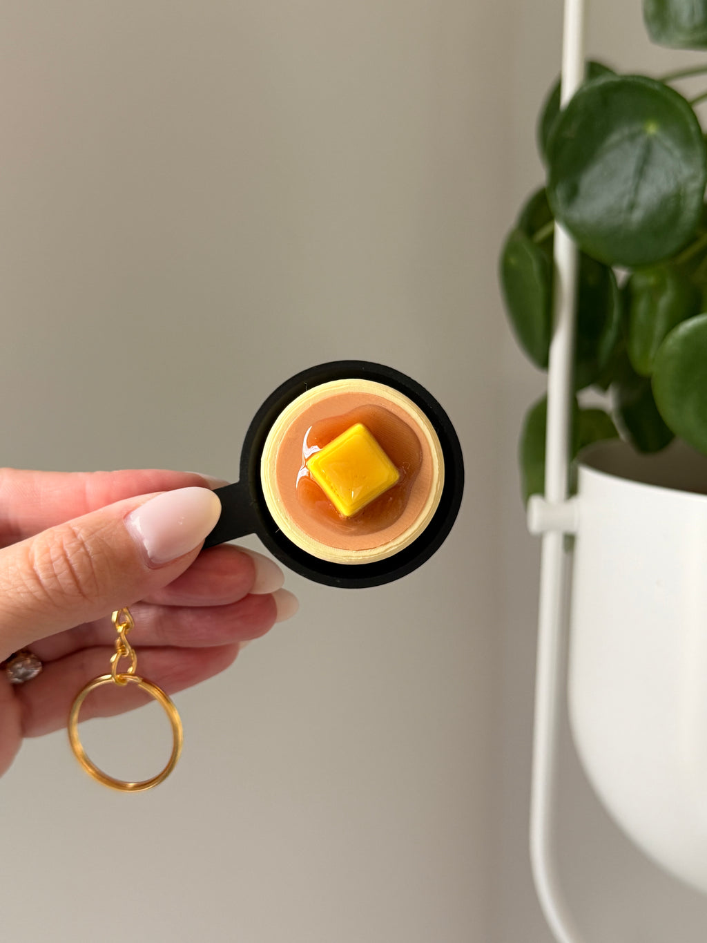 Japanese Soufflé Pancake Fidget Keychain | 3D Printed Fluffy Pancake Toy (Silent or Clicky)