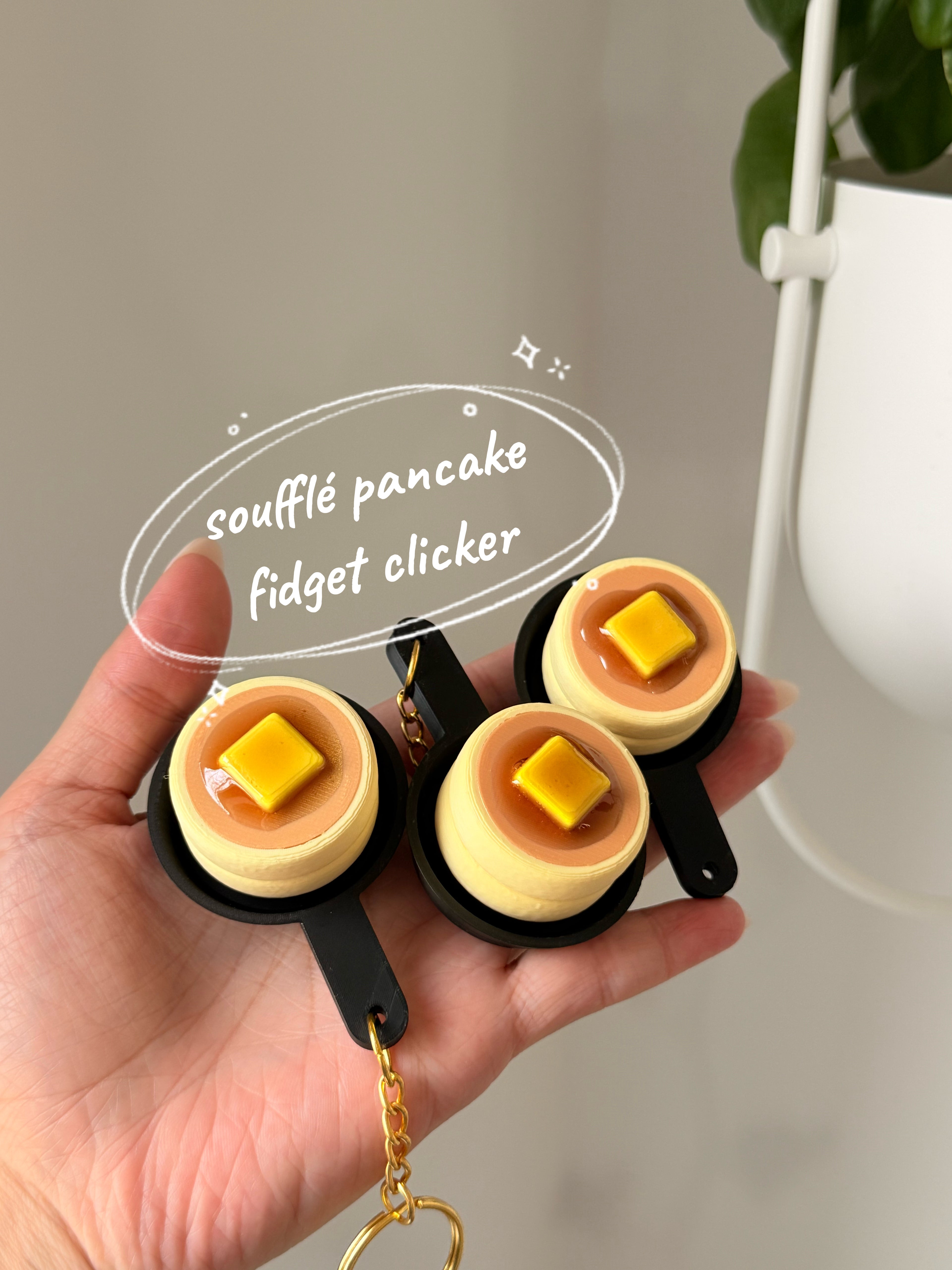 Japanese Soufflé Pancake Fidget Keychain | 3D Printed Fluffy Pancake Toy (Silent or Clicky)