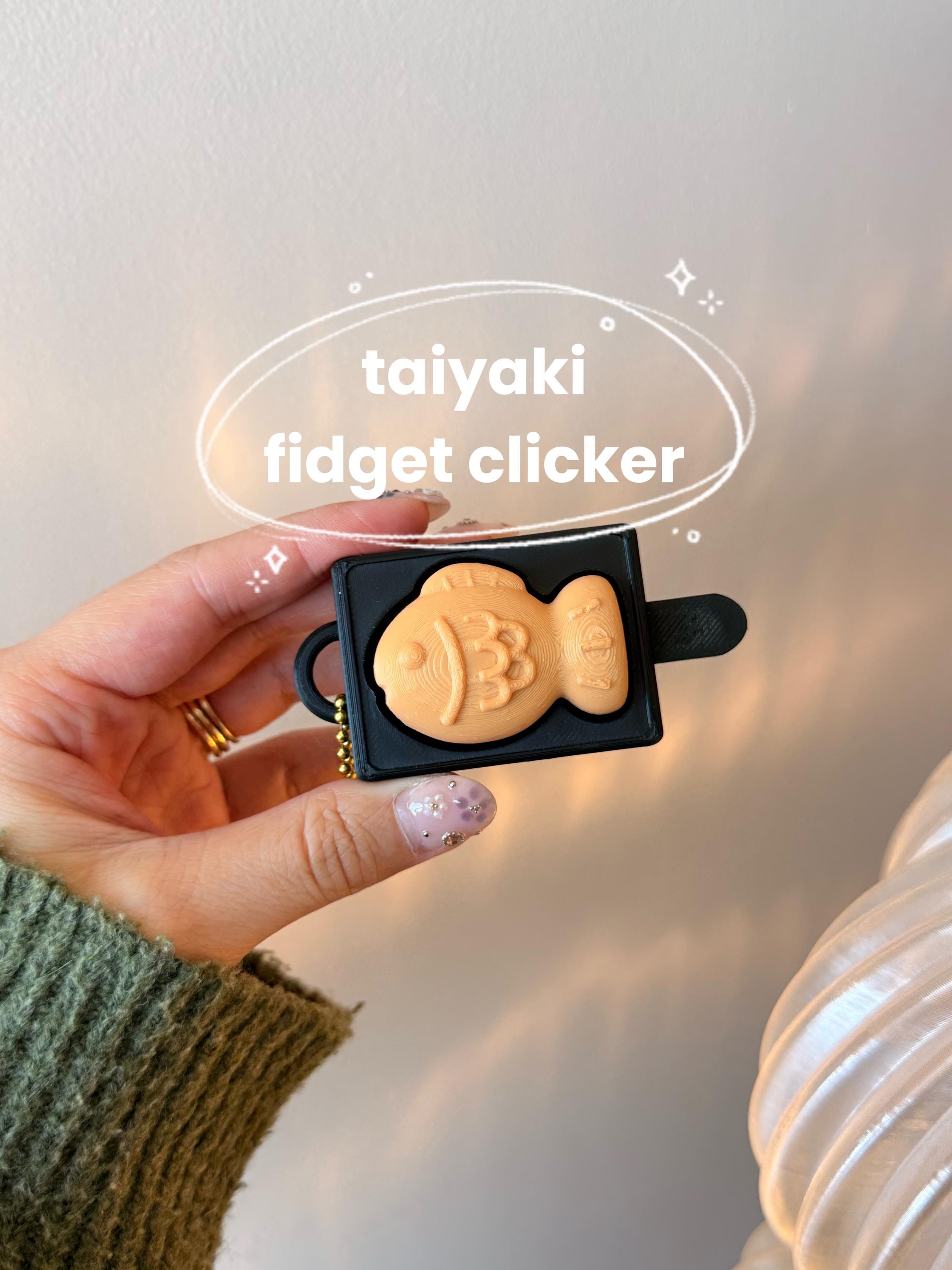 Taiyaki Fidget Clicker Keychain | 3D Printed Japanese Fish Pastry Toy (Silent or Clicky)