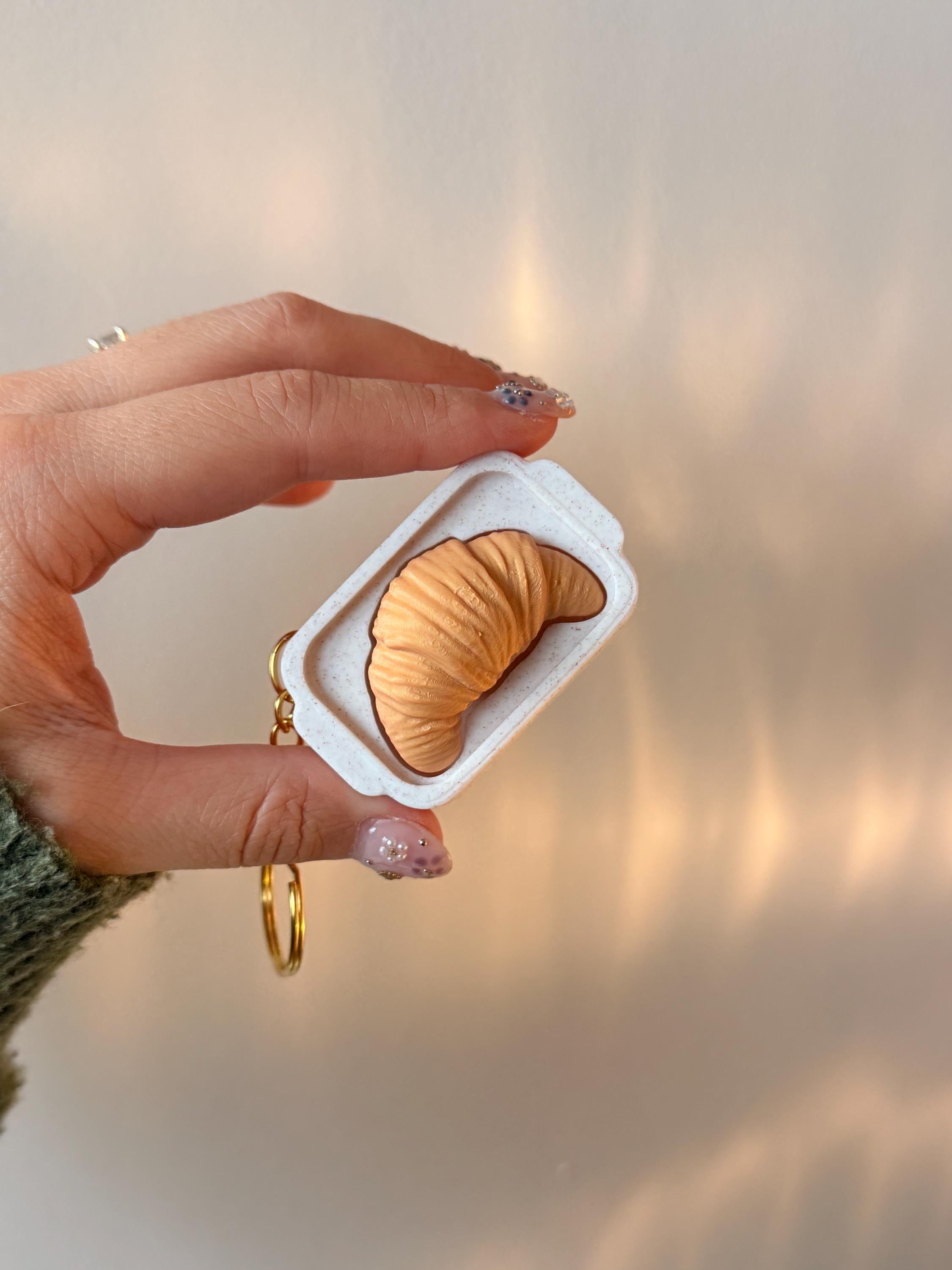 Croissant Clicker Keychain | Tactile Fidget Toy & Mini Pastry Accessory