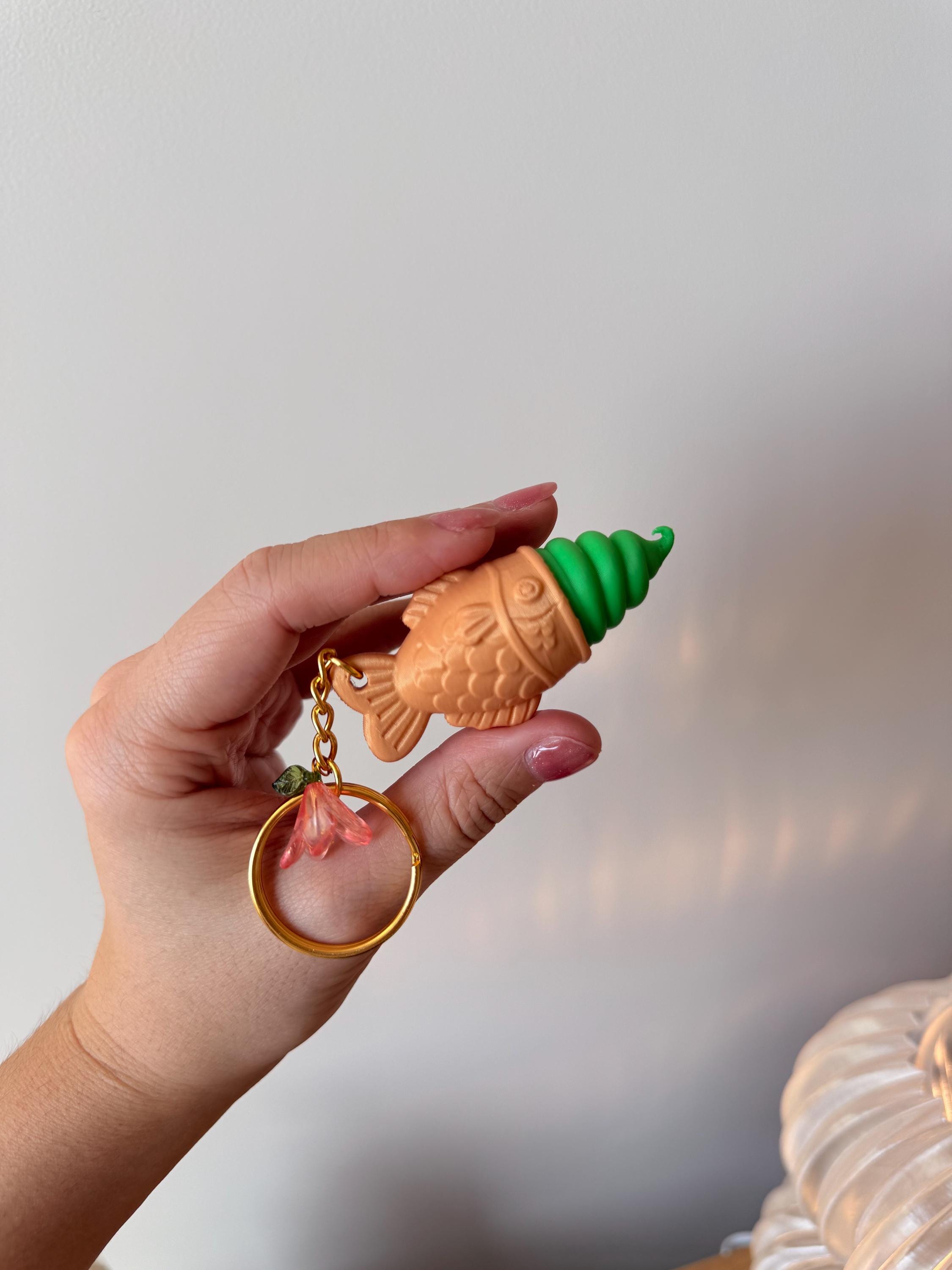 Taiyaki Ice Cream Fidget Clicker Keychain | 3D Printed Japanese Dessert Toy (Silent or Clicky)